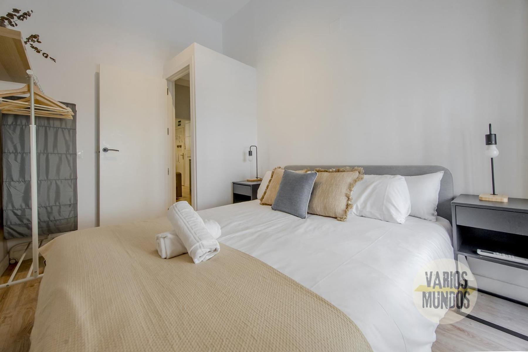 Appartamento Nuevo Apt De 7Pax Entre La Cava Alta Y La Cava Baja Madrid Esterno foto